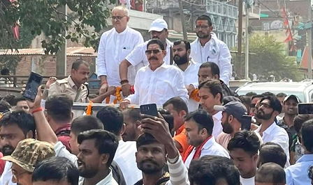 बिहार चुनाव : मोकामा में 'छोटे सरकार' का दबदबा बरकरार, सूरजभान की पत्नी को दी मात