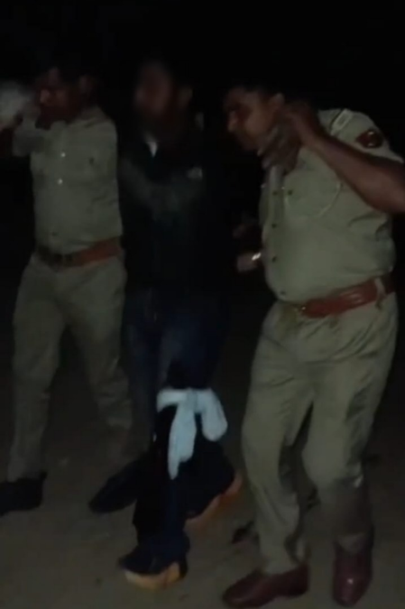 हाथरस पुलिस ने मुठभेड़ के बाद तीन लुटेरों को किया गिरफ्तार, दो के पैर में लगी गोली