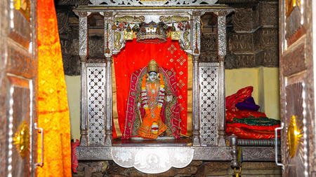 गंगा सप्तमी पर गुरु पुष्य योग के साथ पूरे दिन रहेगा सर्वार्थ सिद्धि योग, नोट कर लें शुभ-अशुभ समय