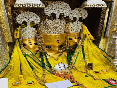 बगलामुखी जन्मोत्सव आज: अभिजित मुहूर्त और रवि योग का खास संयोग, नोट करें शुभ-अशुभ समय