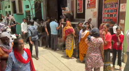 दिल्ली के भलस्वा डेयरी इलाके में 10 महीने की बच्ची का घर से अपहरण