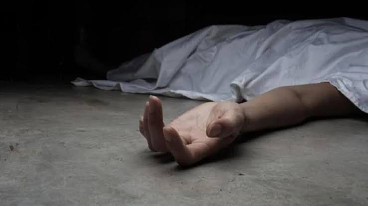 डंपर से टक्कर में तीन युवकों की मौत, चालक फरार