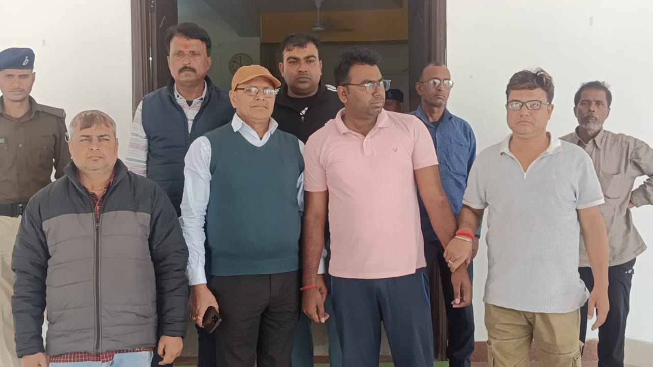 बिहार के मुजफ्फरपुर में सतर्कता विभाग ने रिश्वत लेते हुए सब-इंस्पेक्टर को पकड़ा