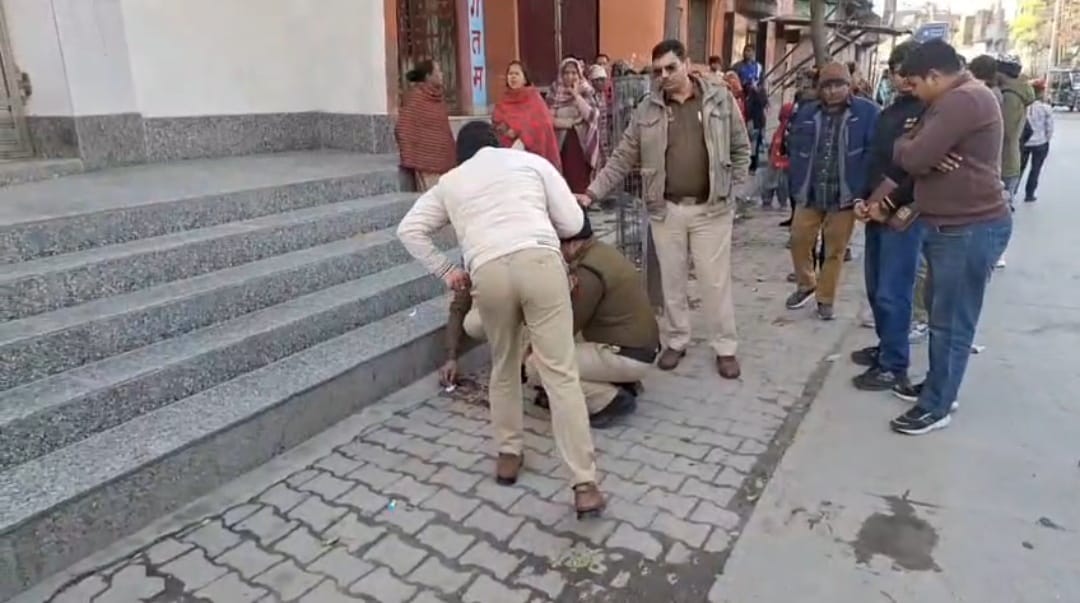 रोहतक:दो गुटों में खूनी संघर्ष,युवक की तेजधार हथियार से हत्या