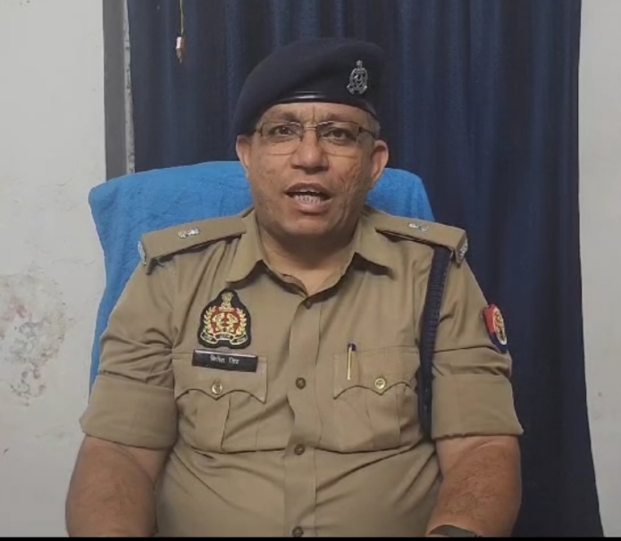 होटल के कमरे में मिला सफाईकर्मी का शव, साथ आई महिला ने भी जहर खाकर दी जान