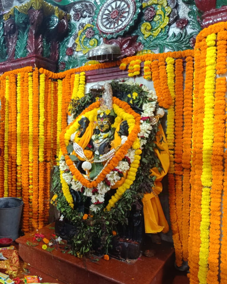 कार्तिक पूर्णिमा पर नृसिह मेला में उमड़ी श्रद्धालुओं की भीड़