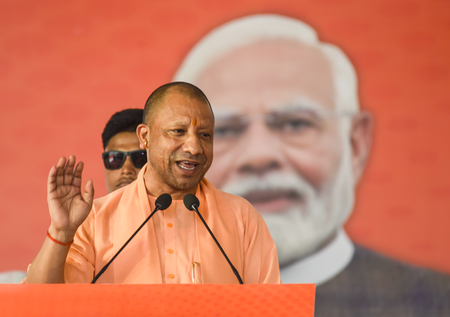 योगी सरकार उत्तर प्रदेश की महिलाओं के उत्थान के लिए अपने कार्यकाल के पहले दिन से सक्रिय