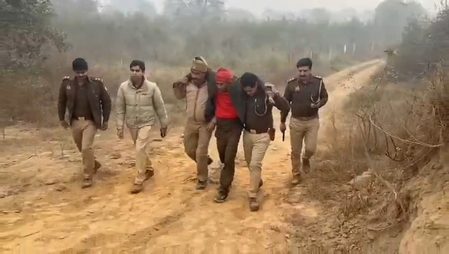 गाजियाबाद: पुलिस मुठभेड़ में हत्या का आरोपी घायल, तमंचा और चाकू बरामद