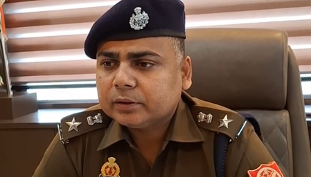 कोडीन कफ सिरप मामले में बड़ी कार्रवाई, फरार आरोपी शुभम की 1.85 करोड़ की संपत्ति जब्त