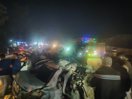 Five people died and one youth was injured in a car-trailer collision in Dausa, Rajasthan.
