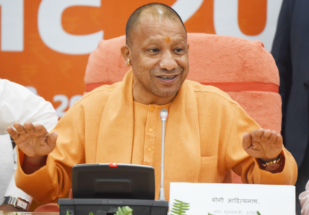 यूपी : 'महिला सामर्थ्य' योजना से अवध में डेढ़ हजार से ज्यादा गांवों का कायाकल्प