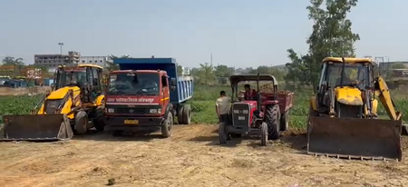 सरगुजा प्रशासन की बड़ी कार्रवाई, 57 डिसमिल जमीन से हटाया अतिक्रमण