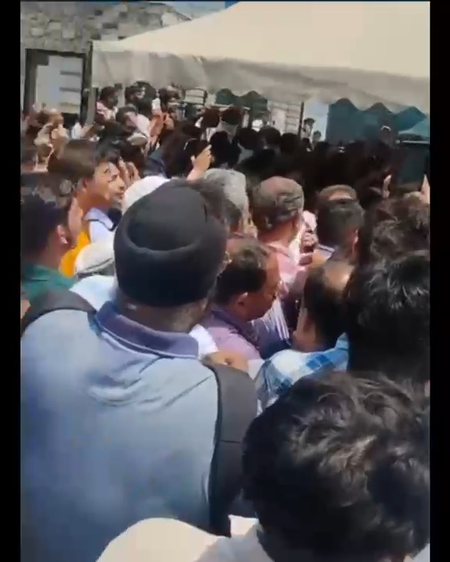 तकनीकी खराबी से कुछ केंद्रों पर देर से शुरू हुई सीयूईटी-यूजी परीक्षा, छात्रों को मिला अतिरिक्त समय