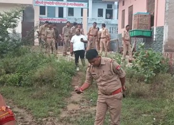 आगरा में खनन माफिया का पीछा करने पर पुलिस टीम पर की फायरिंग, सिपाही समेत दो घायल