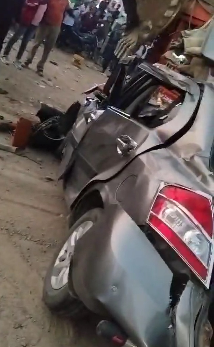 बरीक्षा से वापस लौट रहे तीन युवकाें की सड़क दुर्घटना में मौत