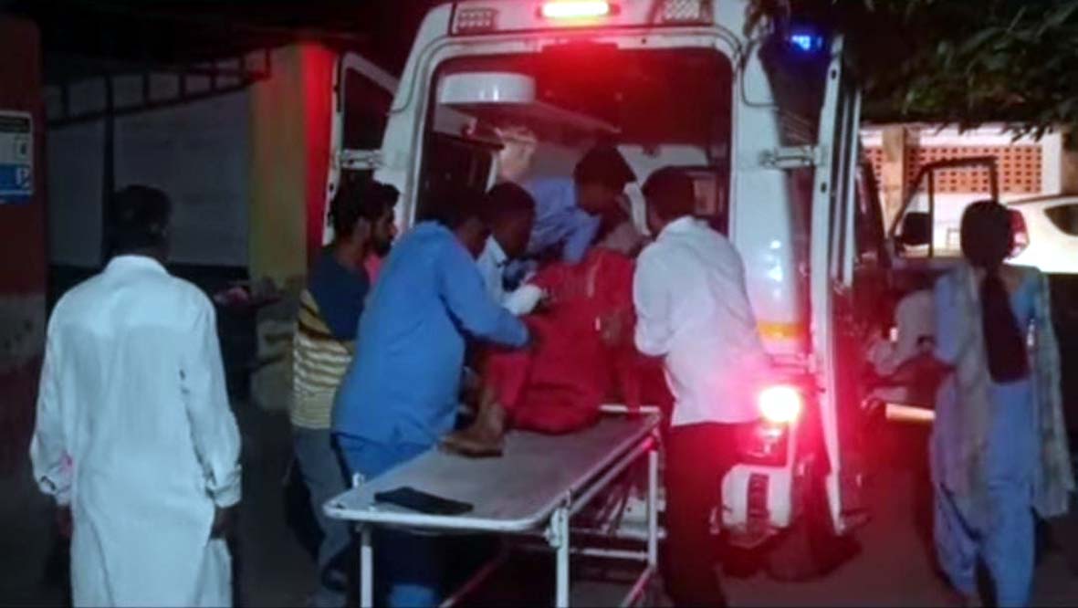 हिसार में भीषण सड़क हादसा: पिता और तीन बेटियों की मौत, पत्नी गंभीर