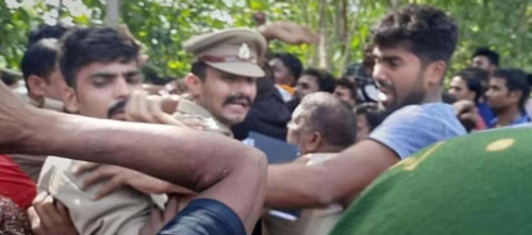 युवक की मौत के बाद बवाल, पुलिस पर अवैध वसूली के लिए हत्या का आरोप