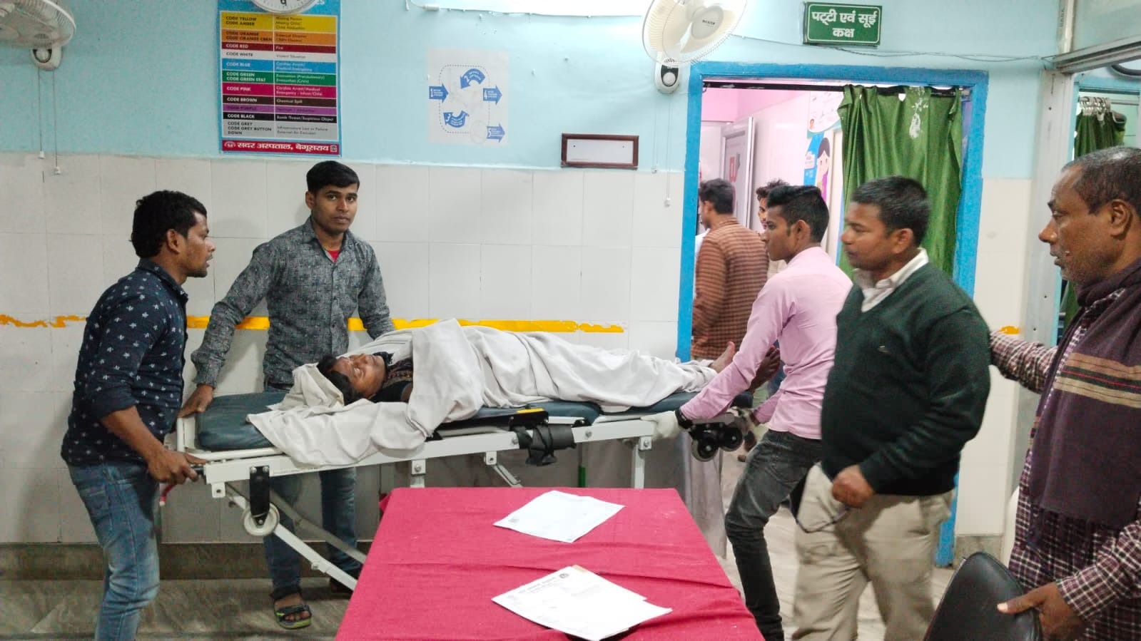 बिहार : सत्संग कार्यक्रम में गिरा हाईवोल्टेज बिजली का तार, दस झुलसे  गिरिराज सिंह ने की जांच की मांग