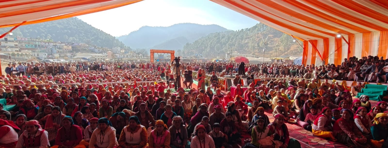 पुरोला में ‘रवांई बसंतोत्सव विकास मेला , उमड़ा जनसैलाब