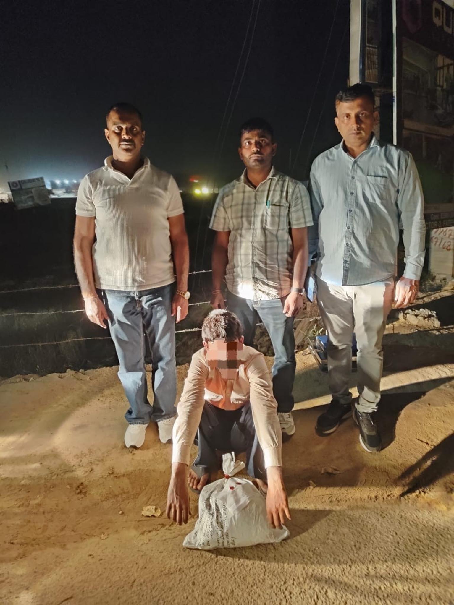 फतेहाबाद पुलिस ने तस्कर को दबोचा, 2 किलो 100 ग्राम गांजा बरामद