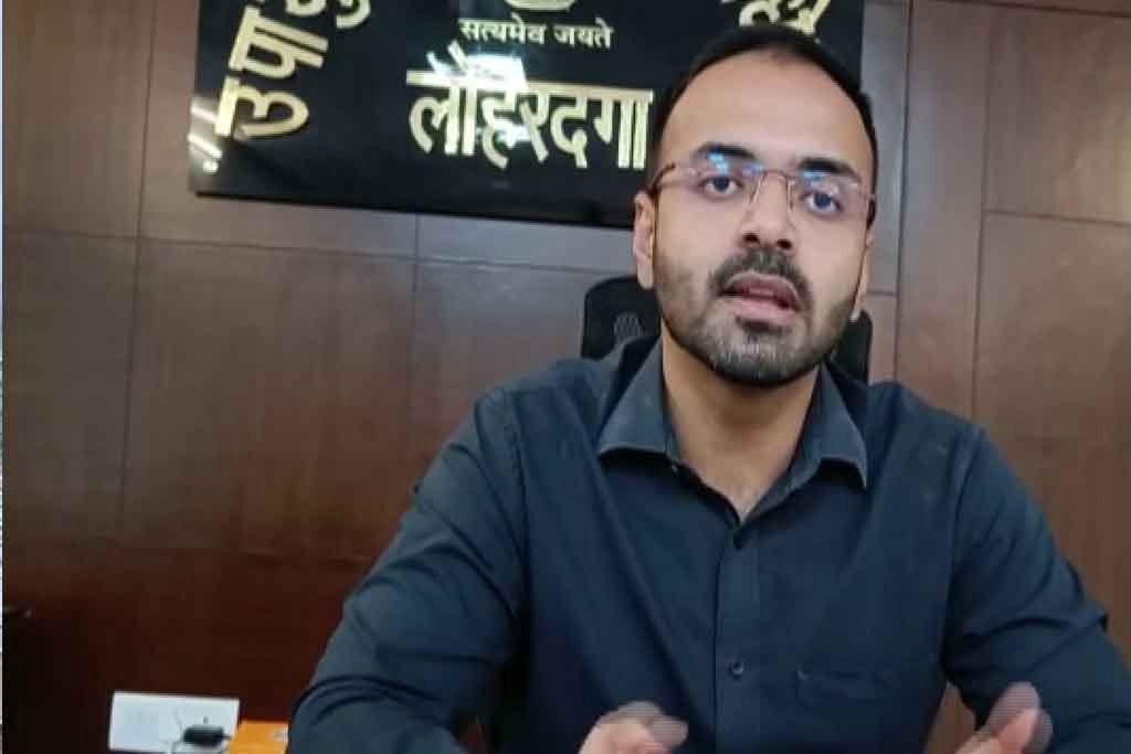 लोकसभा चुनाव को लेकर अधिकारियों संग डीसी ने की बैठक
