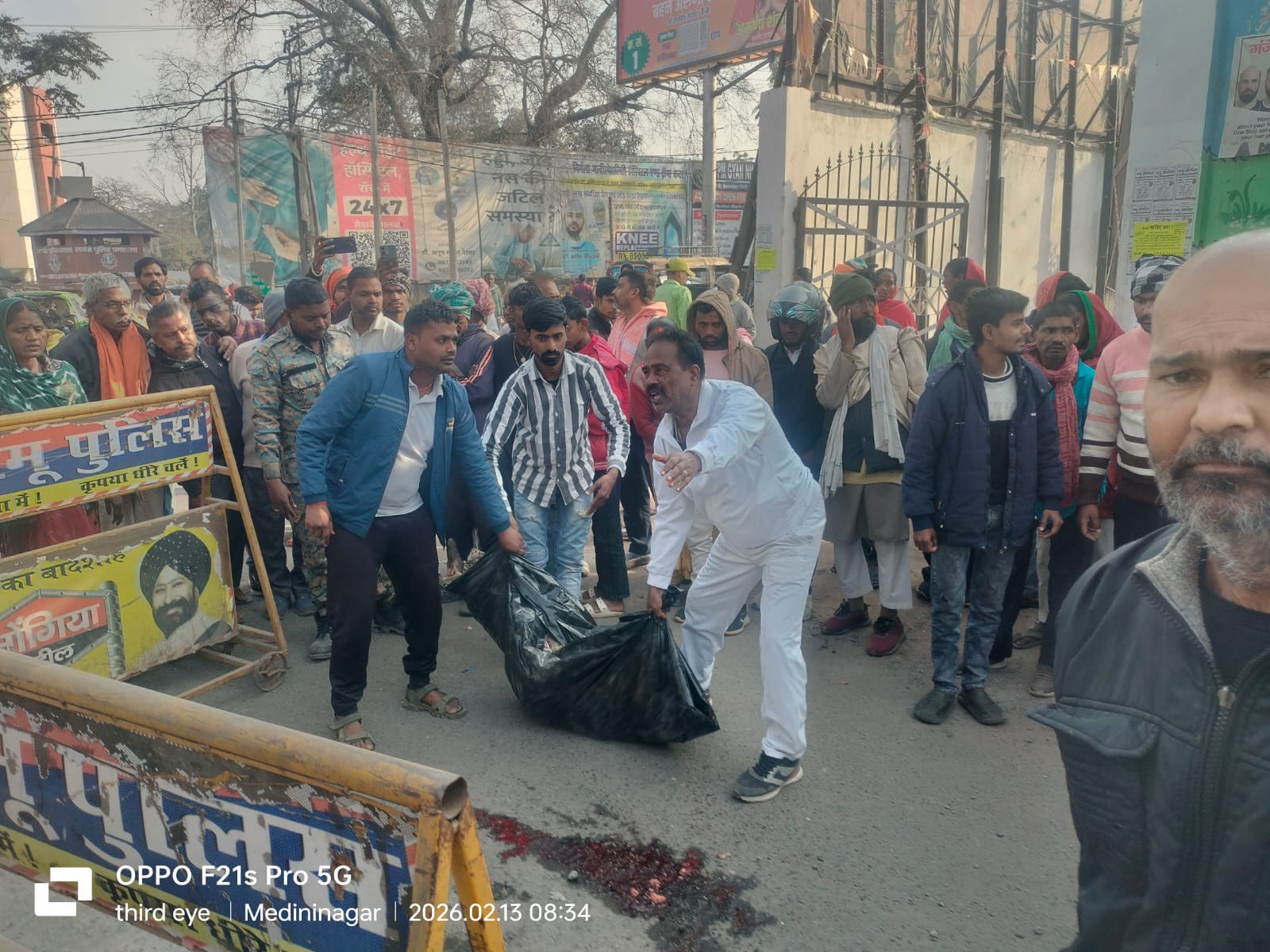 ट्रक की चपेट में आने से एक व्यक्ति की मौत, वाहन जब्त