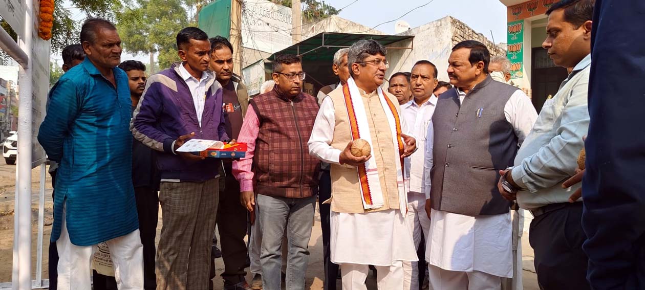 हिसार : मेयर ने किया एक करोड़ चार लाख के विकास कार्यों का शुभारंभ