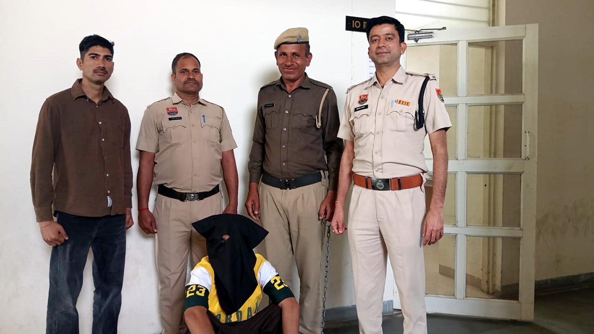 फतेहाबाद : कैंटर चालक जयवीर हत्याकांड की गुत्थी सुलझी, आरोपी गिरफ्तार, सिर पर चोट मारकर की गई थी हत्या