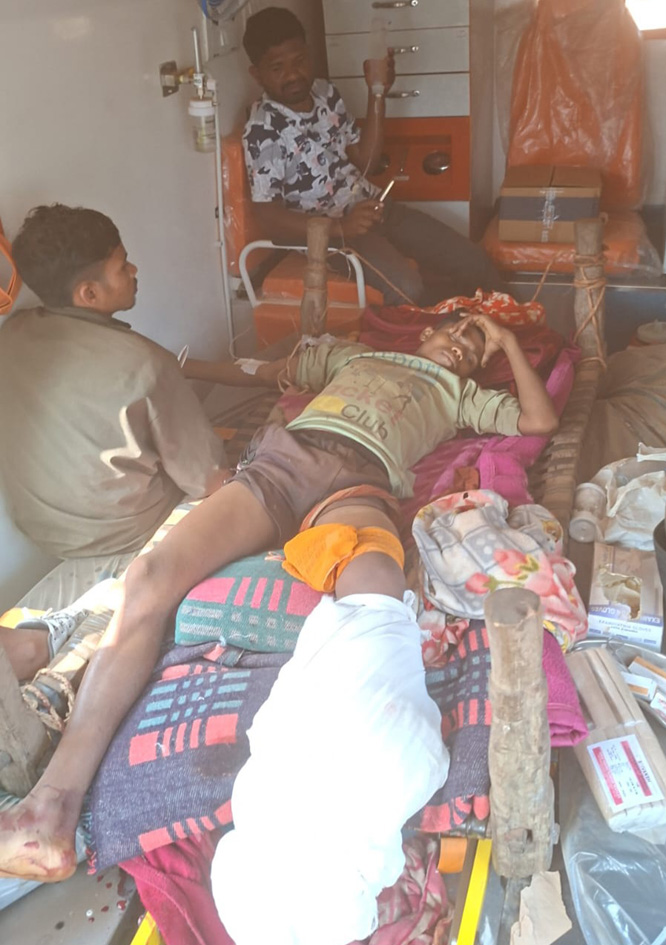 नक्सलियों द्वारा लगाए गए प्रेशर आईईडी विस्फोट से एक नाबालिग हुआ घायल