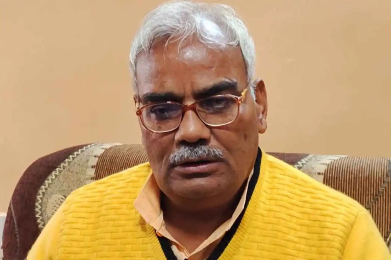 अब पूर्व सैनिक बनेंगे सरकारी अध्यापक : शिक्षा मंत्री बोले - शहीदों की वीरांगनाओ को देंगे नौकरी, मुख्यमंत्री को भेजेंगे प्रस्ताव