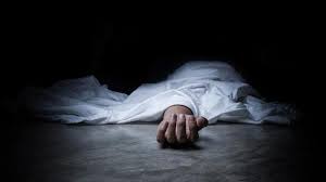 तेज रफ्तार ट्रक व माेटरसाइकिल की भिड़ंत में माेटरसाइकिल सवार की हुई माैत