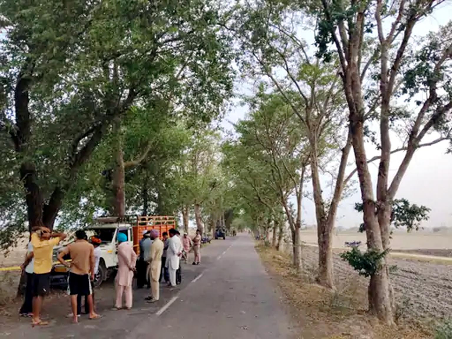 रतिया में भीषण सडक़ हादसा, पिकअप की टक्कर से दो सगे भाइयों की मौत