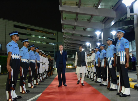 बेल्जियम पीएम बार्ट डी वेवर पहुंचे भारत, मोदी से मुलाकात पर सबकी नजर