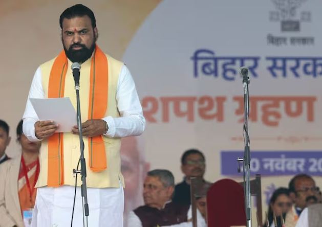 बिहार सरकार में मंत्रालयों का बंटवारा, सीएम सम्राट चौधरी के पास गृह और प्रशासन समेत 29 विभाग