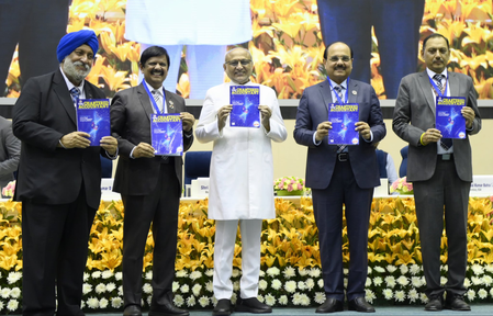 नैतिकता के बिना आर्थिक विकास कभी भी समाज की सच्ची सेवा नहीं कर सकता : उपराष्ट्रपति
